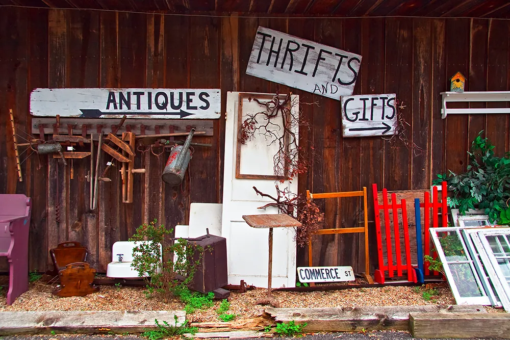 Quick Tips for Buying Secondhand at the Thrift Store