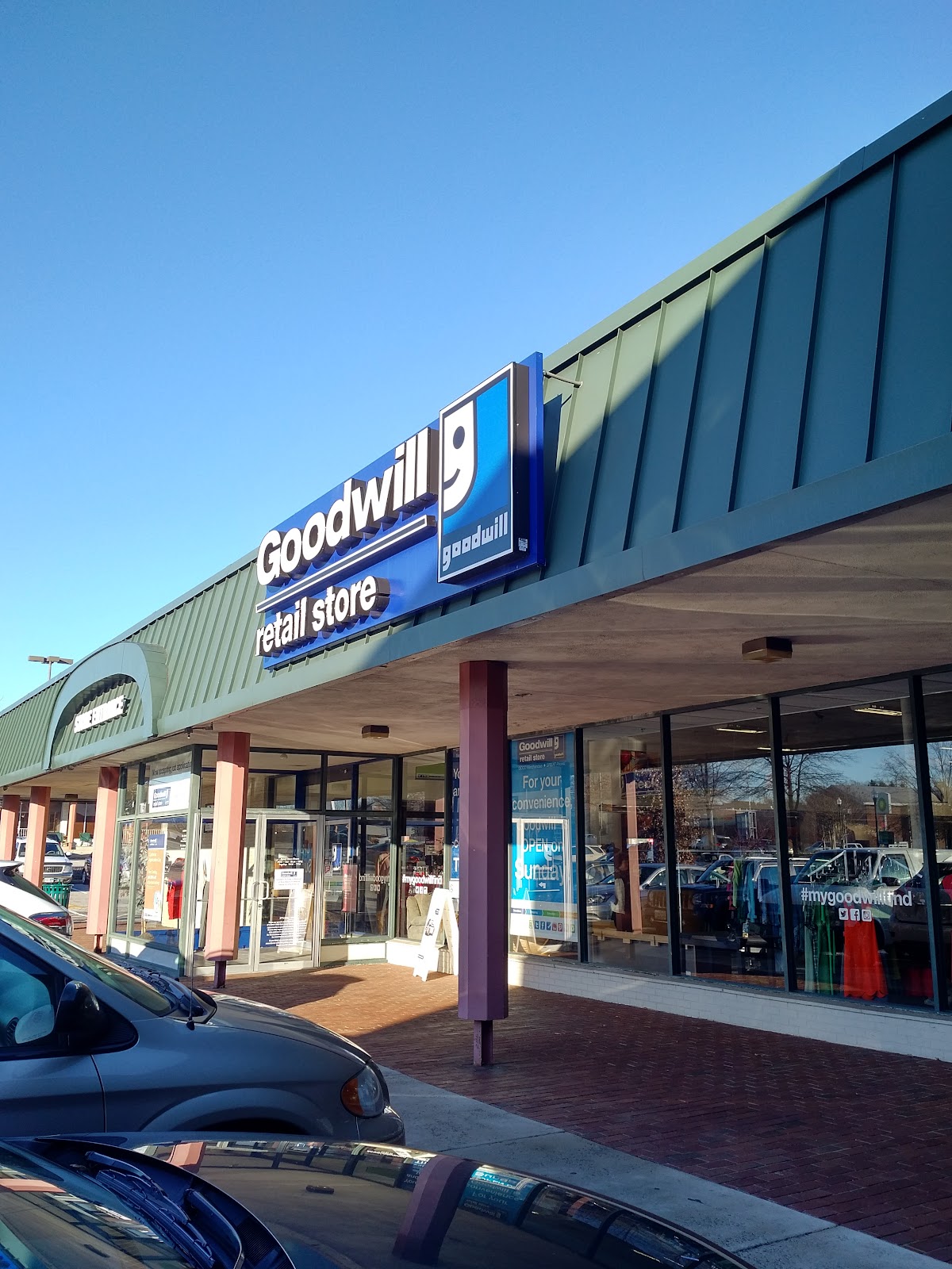 Goodwill of Greater Washington Retail Store in Annandale