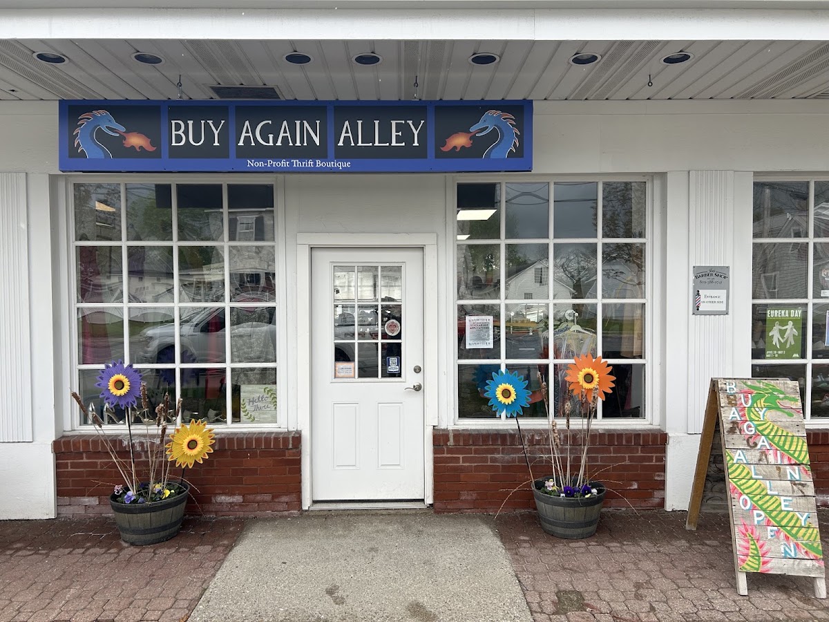 Buy Again Alley in Middlebury