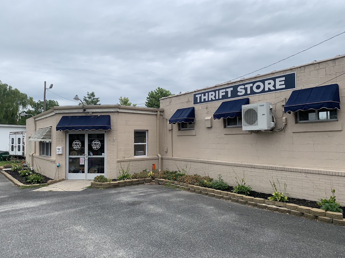 Bridging the Gap Thrift Store in Milford