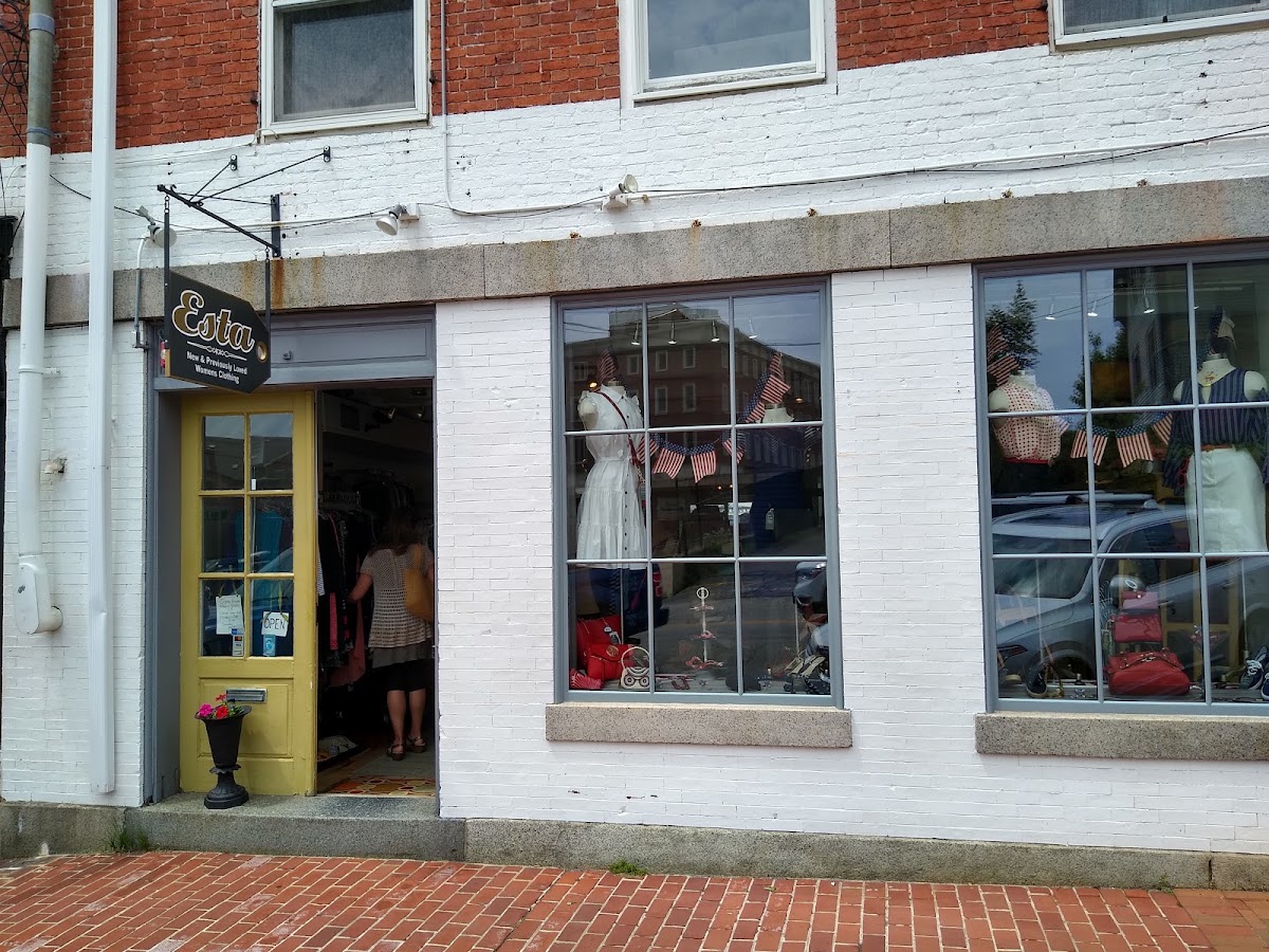 Esta in Portsmouth