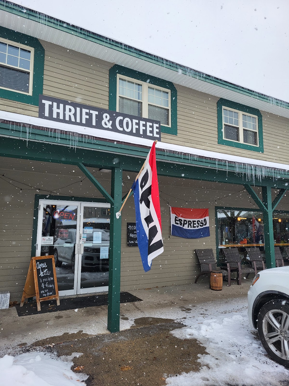 Mountain Thrift and Coffee in Lincoln