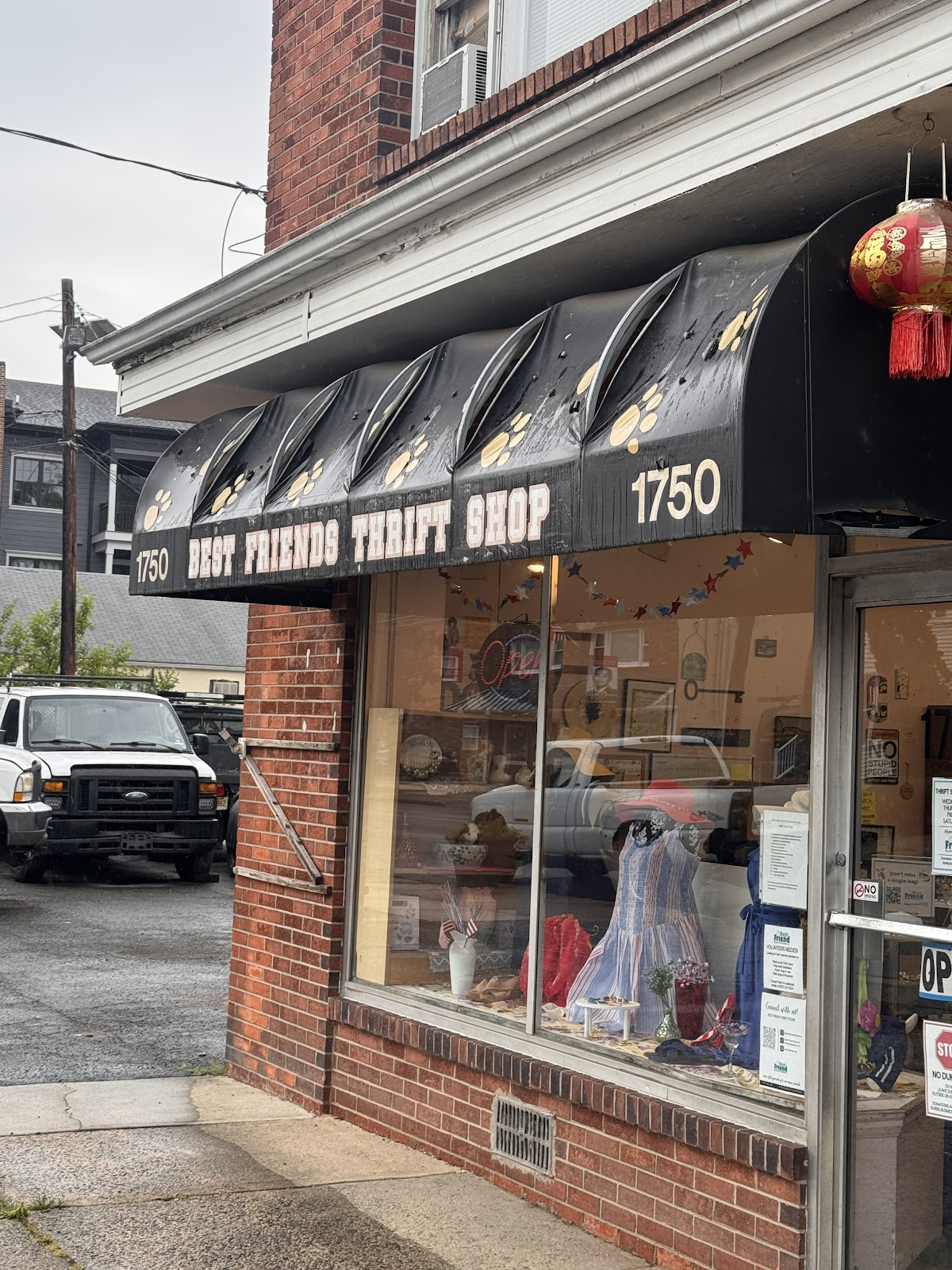 Best Friend Thrift Store in Scotch Plains