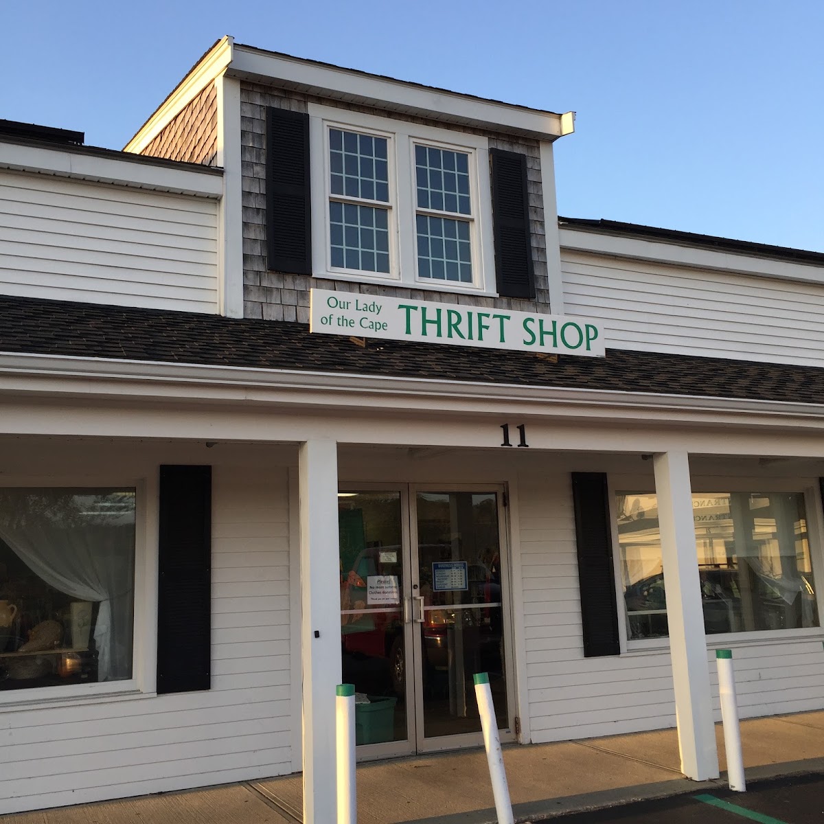Our Lady-The Cape Thrift Shop in Brewster