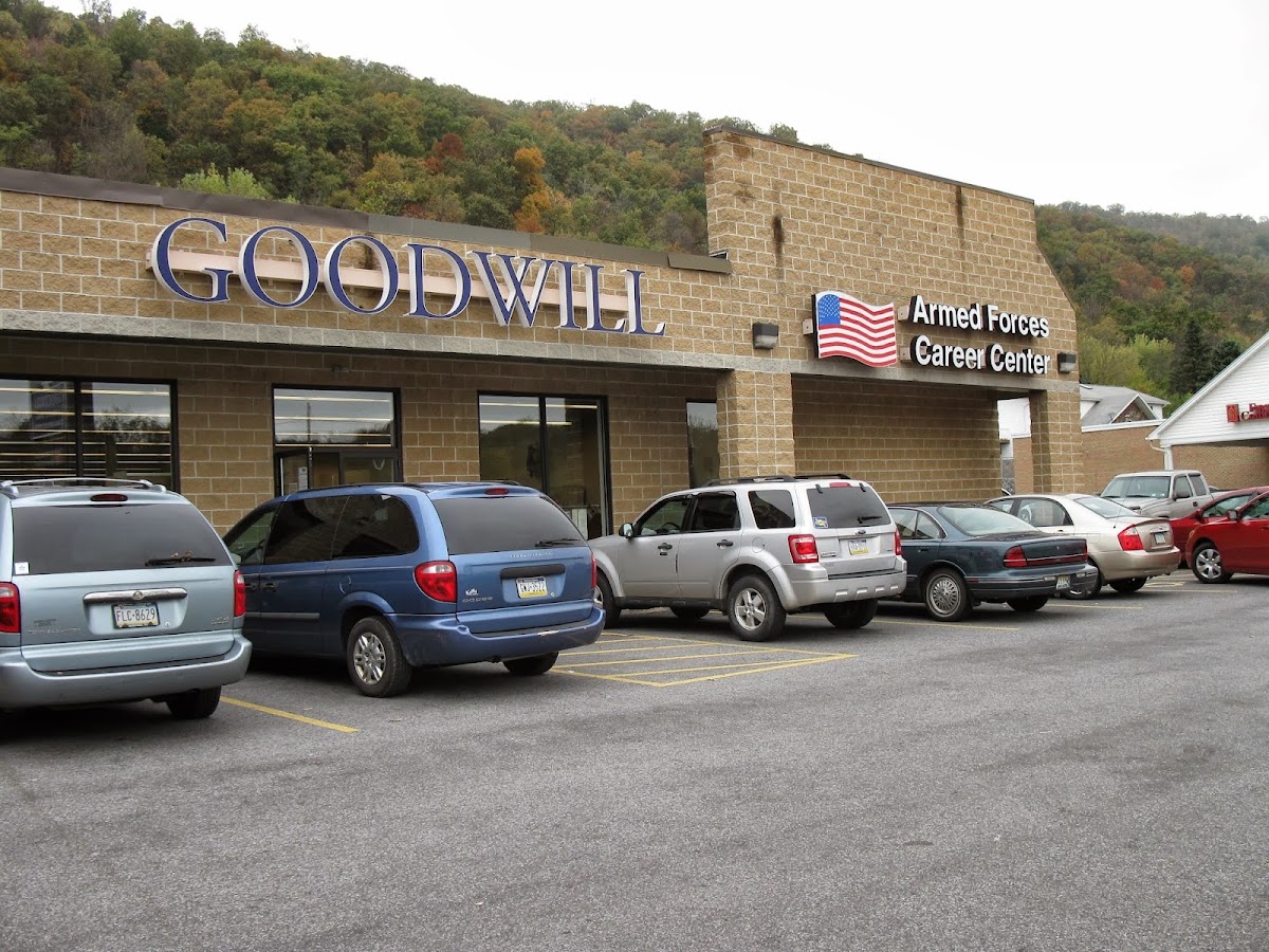 Goodwill Retail Store in Bedford