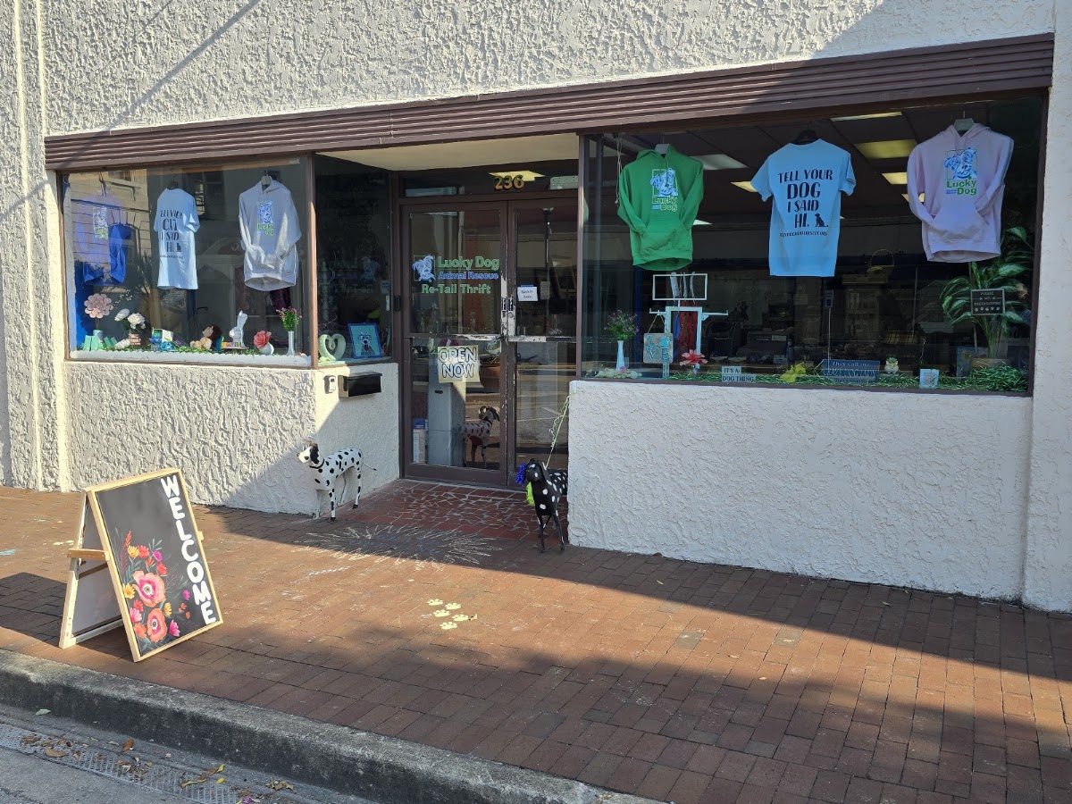 Lucky Dog Re-Tail Thrift in Florence