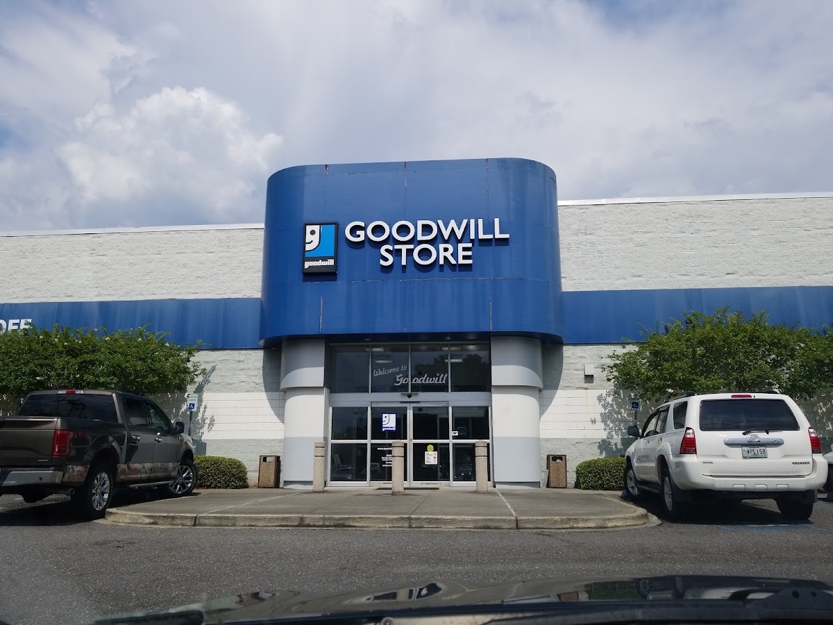 Goodwill Industries of Southeastern Louisiana in Covington