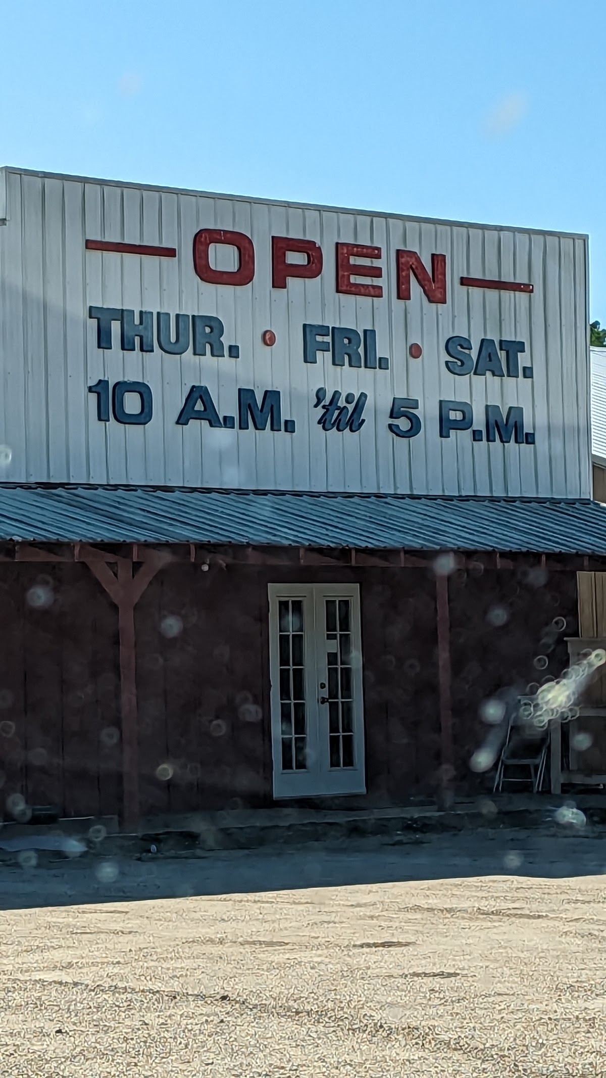 V Watts Trade Mart in Livingston