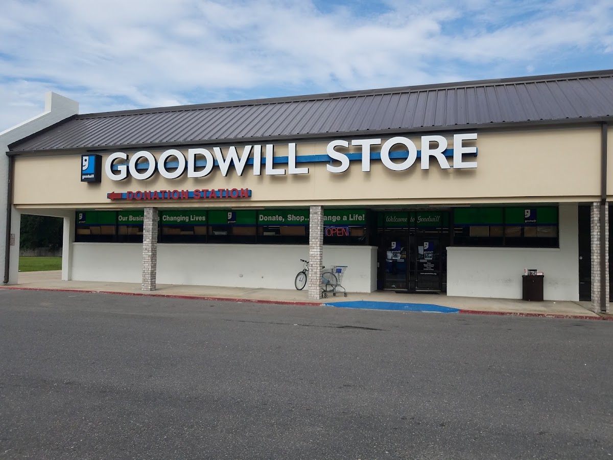 Goodwill Industries of Southeastern Louisiana in Walker