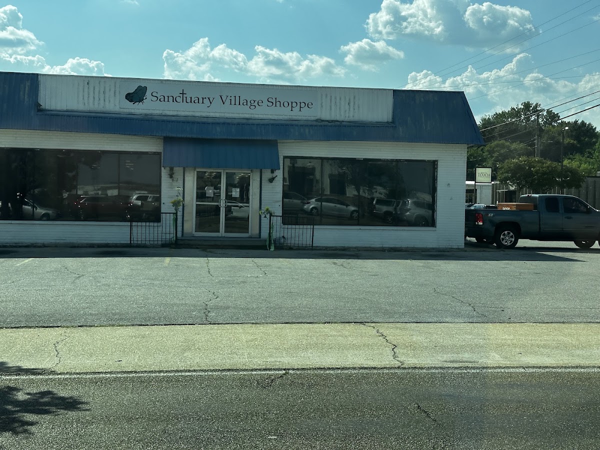 Sanctuary Village Shoppe in Tupelo