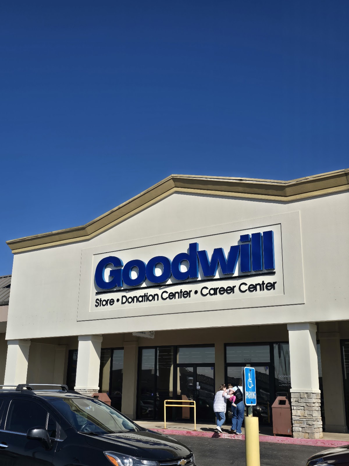 Goodwill Store | Donation Center | Career Services Center | Reentry Services in Springdale