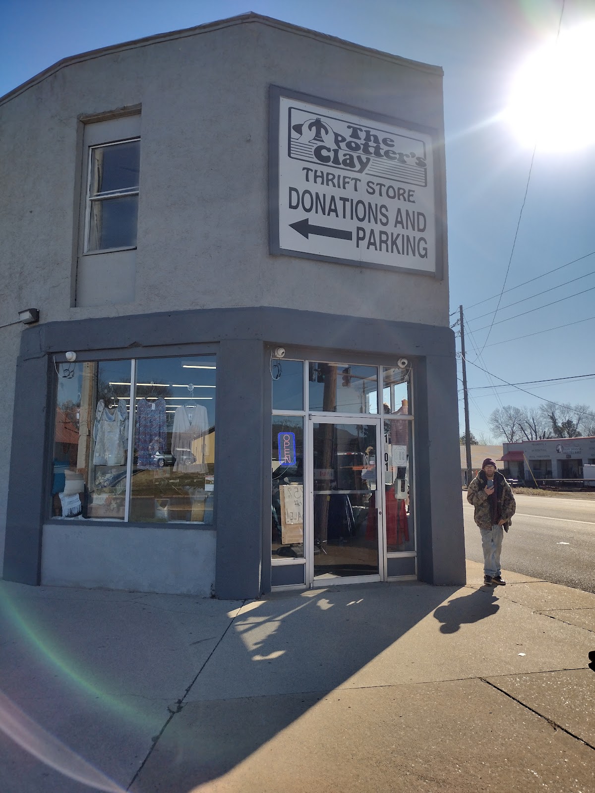 Potter's Clay Thrift Store in Hot Springs