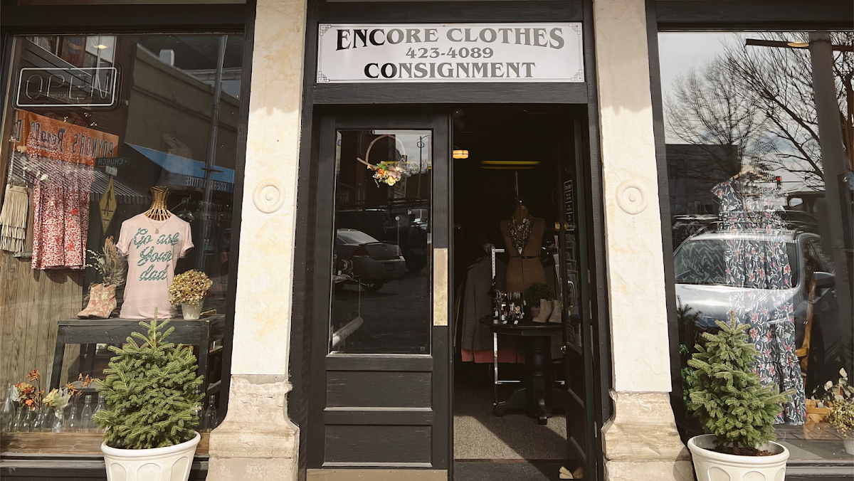 Encore Clothes in Berryville