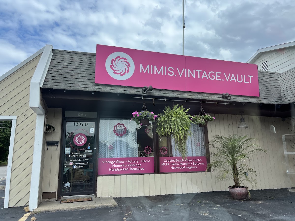 Mimi’s Vintage Vault in Henderson