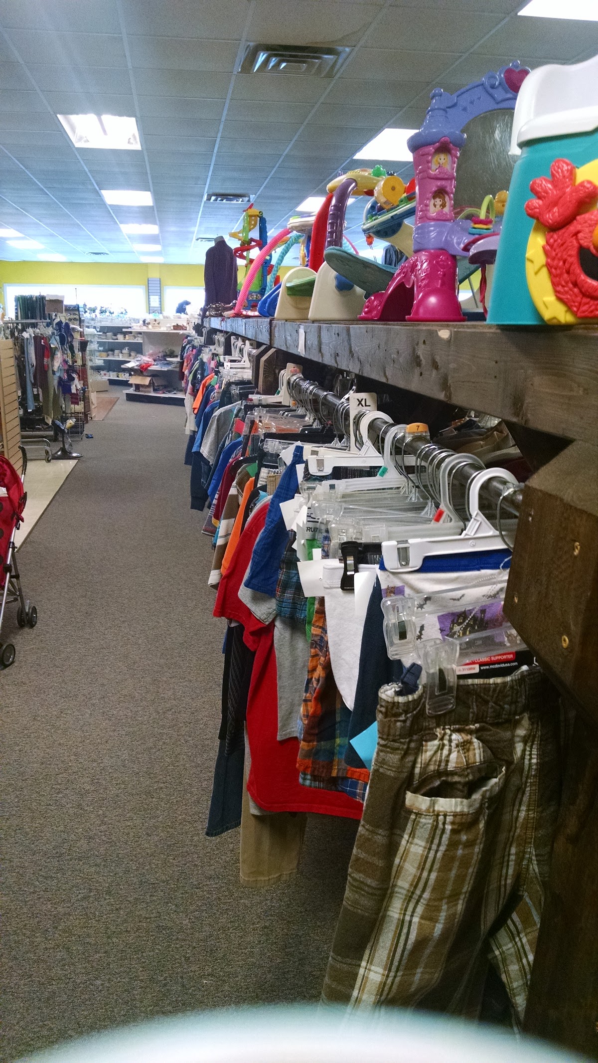 Salvation Army Thrift Store in Glasgow