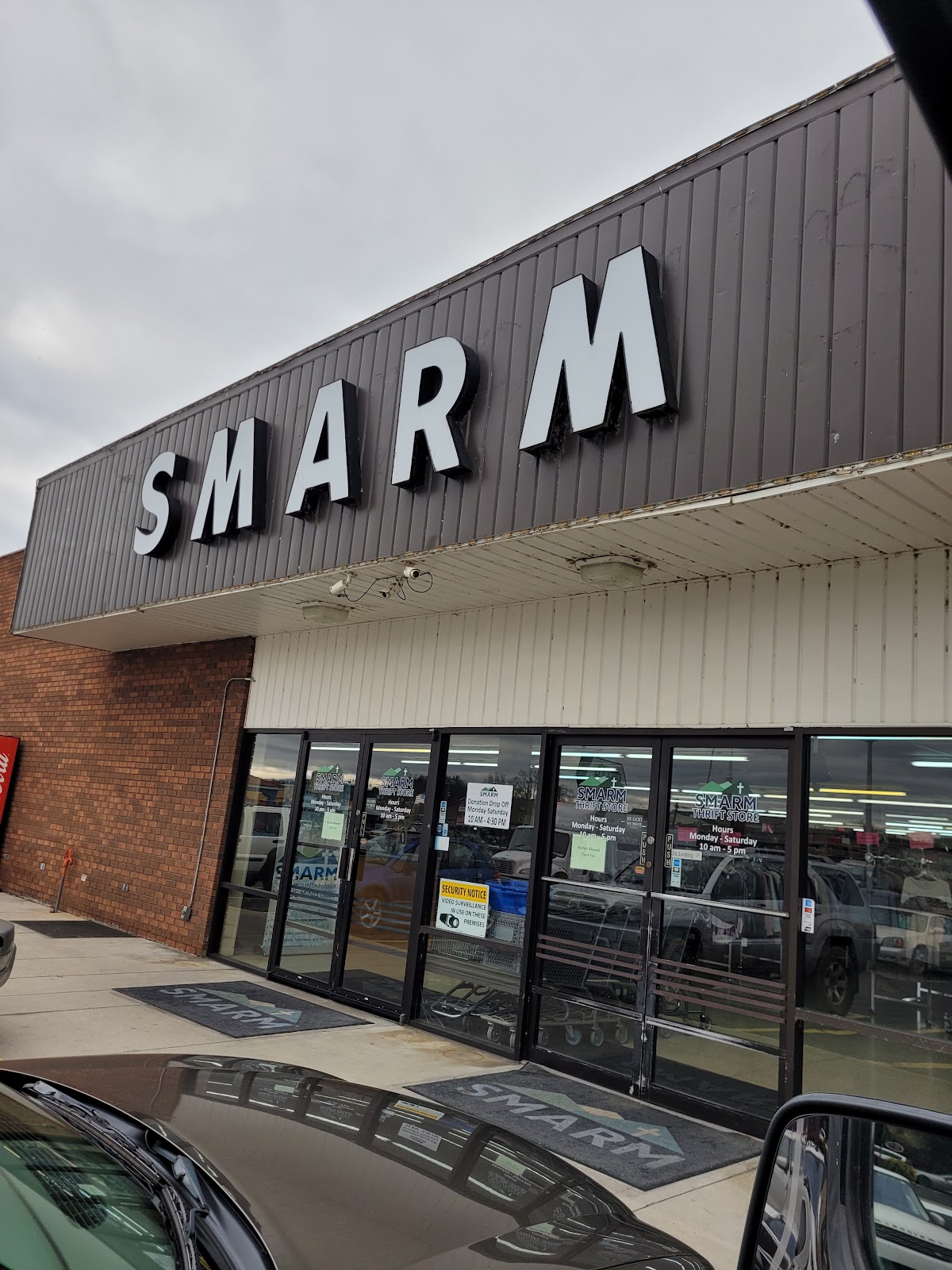 SMARM Thrift Store in Sevierville