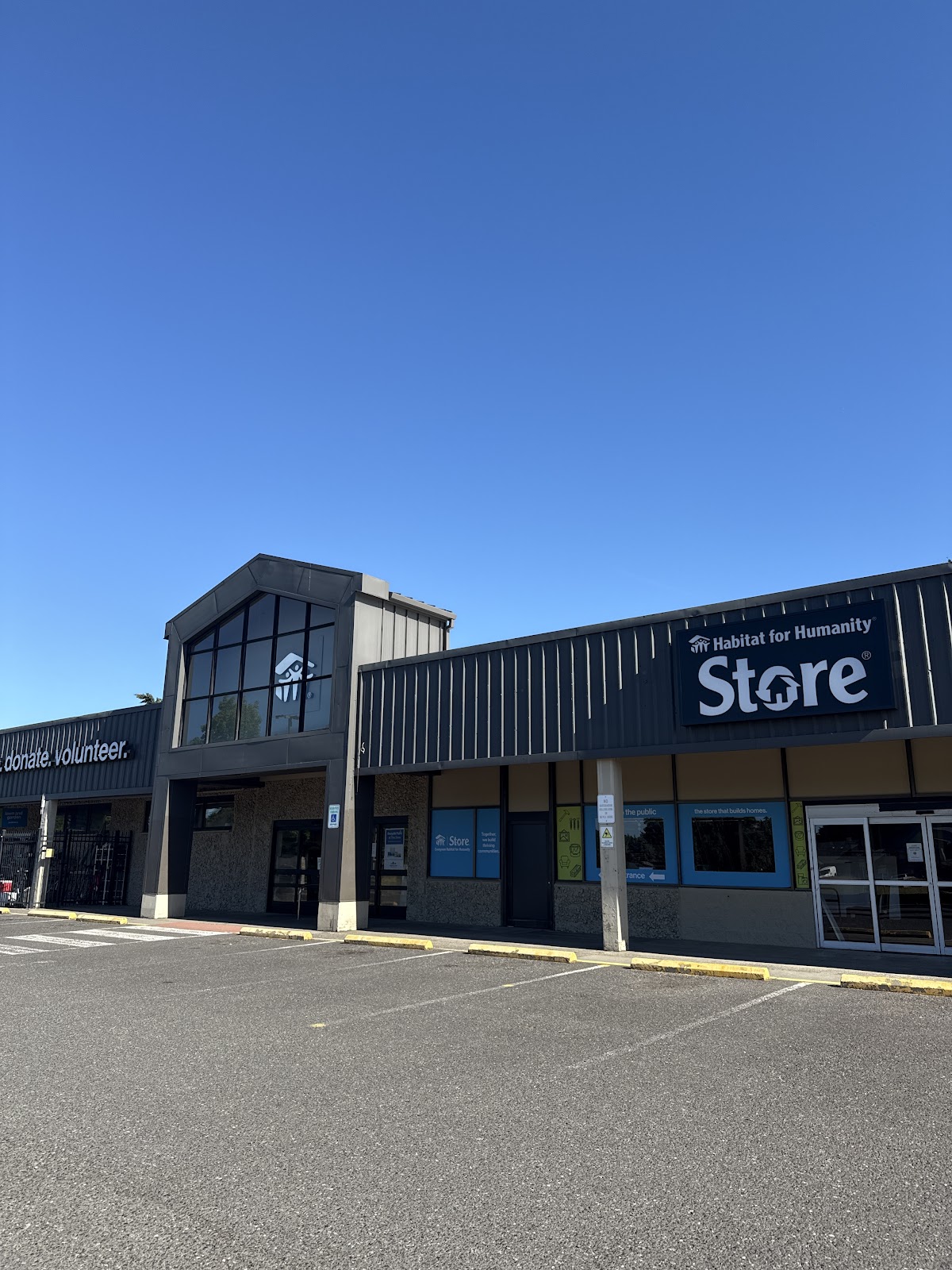 West Vancouver Habitat Store - Habitat for Humanity in Vancouver