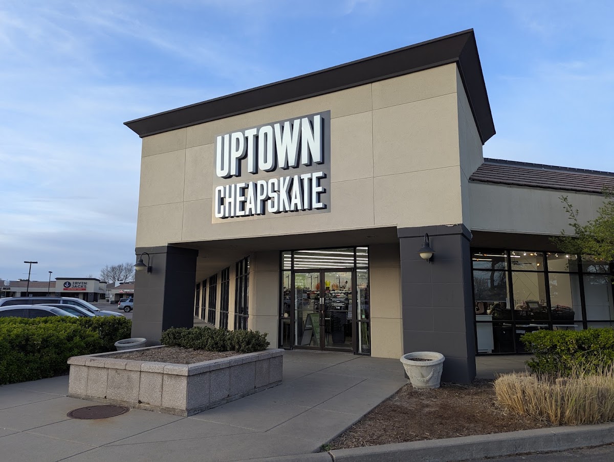Uptown Cheapskate East Wichita in Wichita