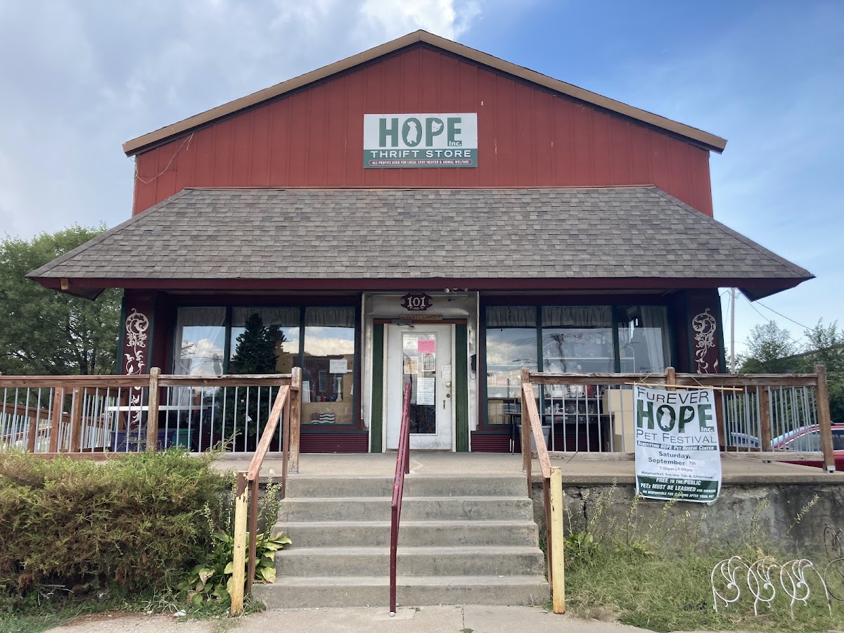 Hope Thrift Store in Leavenworth