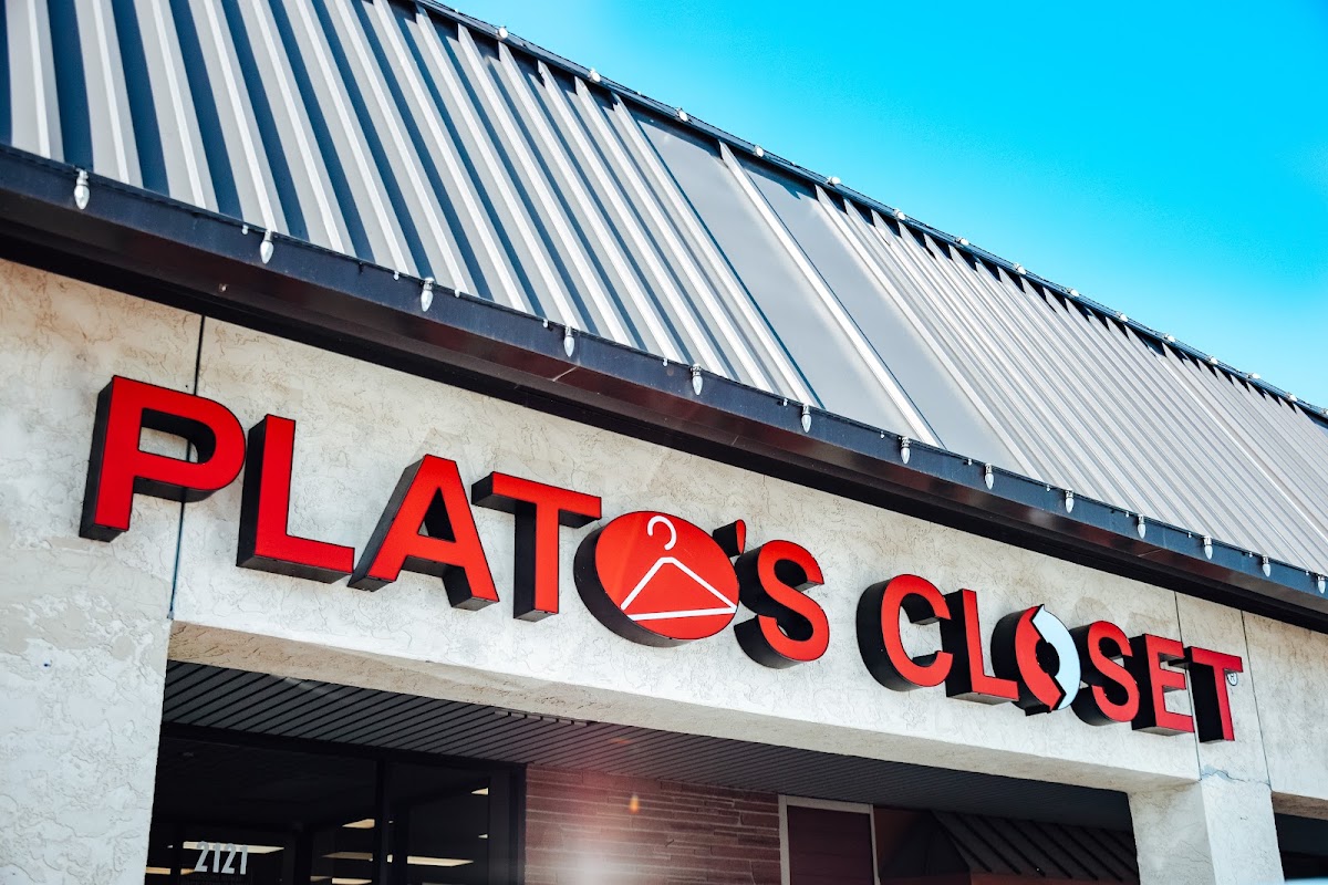 Plato's Closet Topeka in Topeka