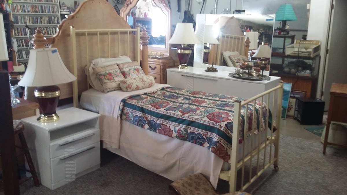 JC's Best Thrift in Junction City