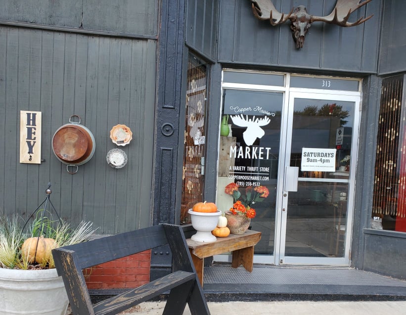 Copper Moose Market in Overbrook