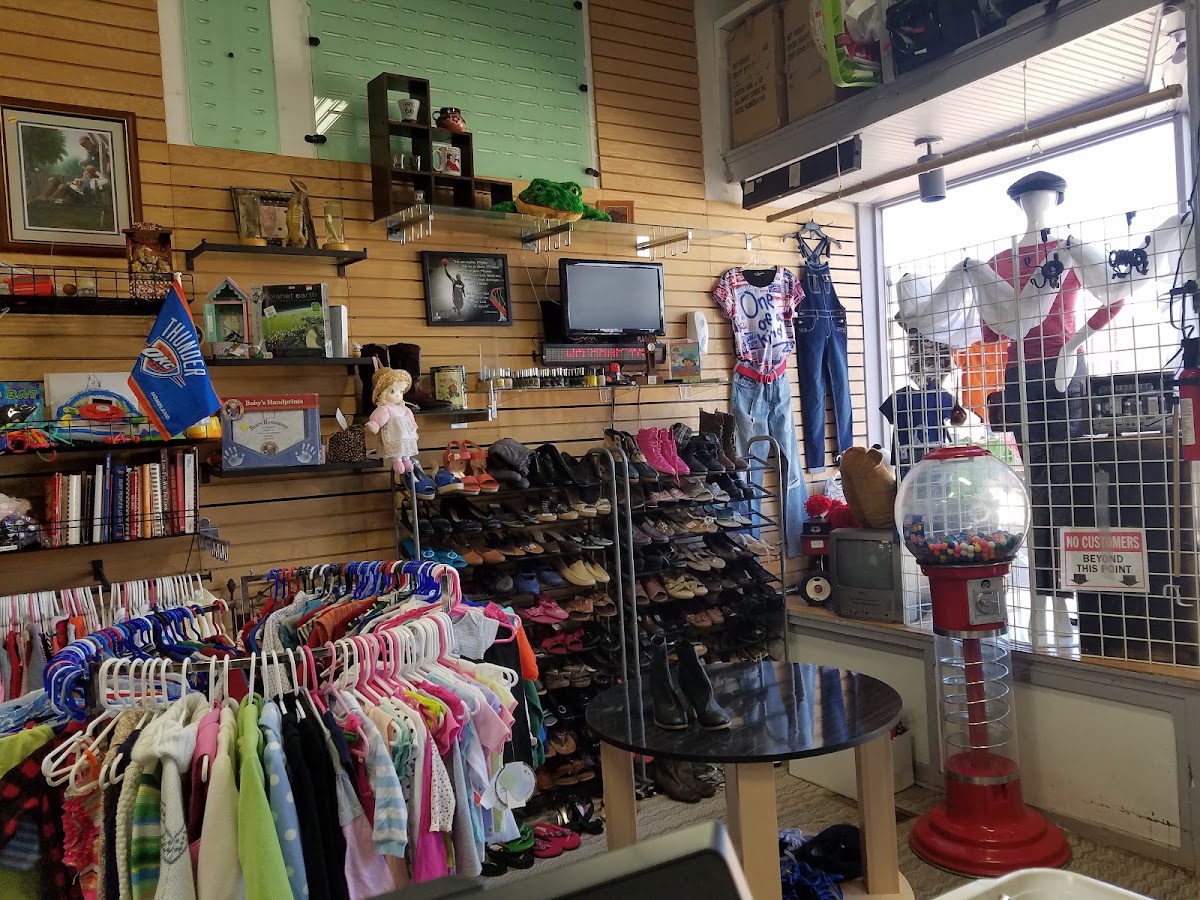 Downtown Thrift Store, LLC. in Guthrie