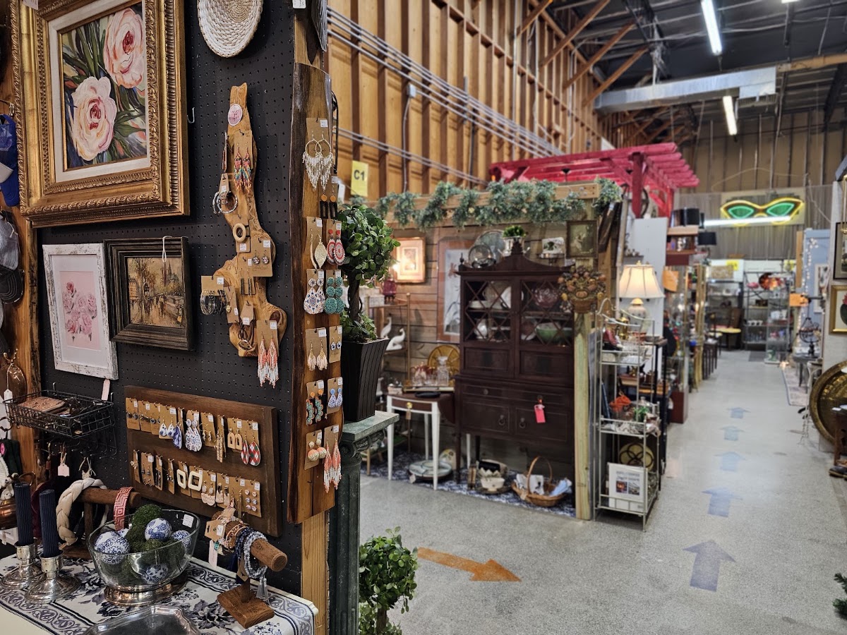 RVA Antiques in Henrico