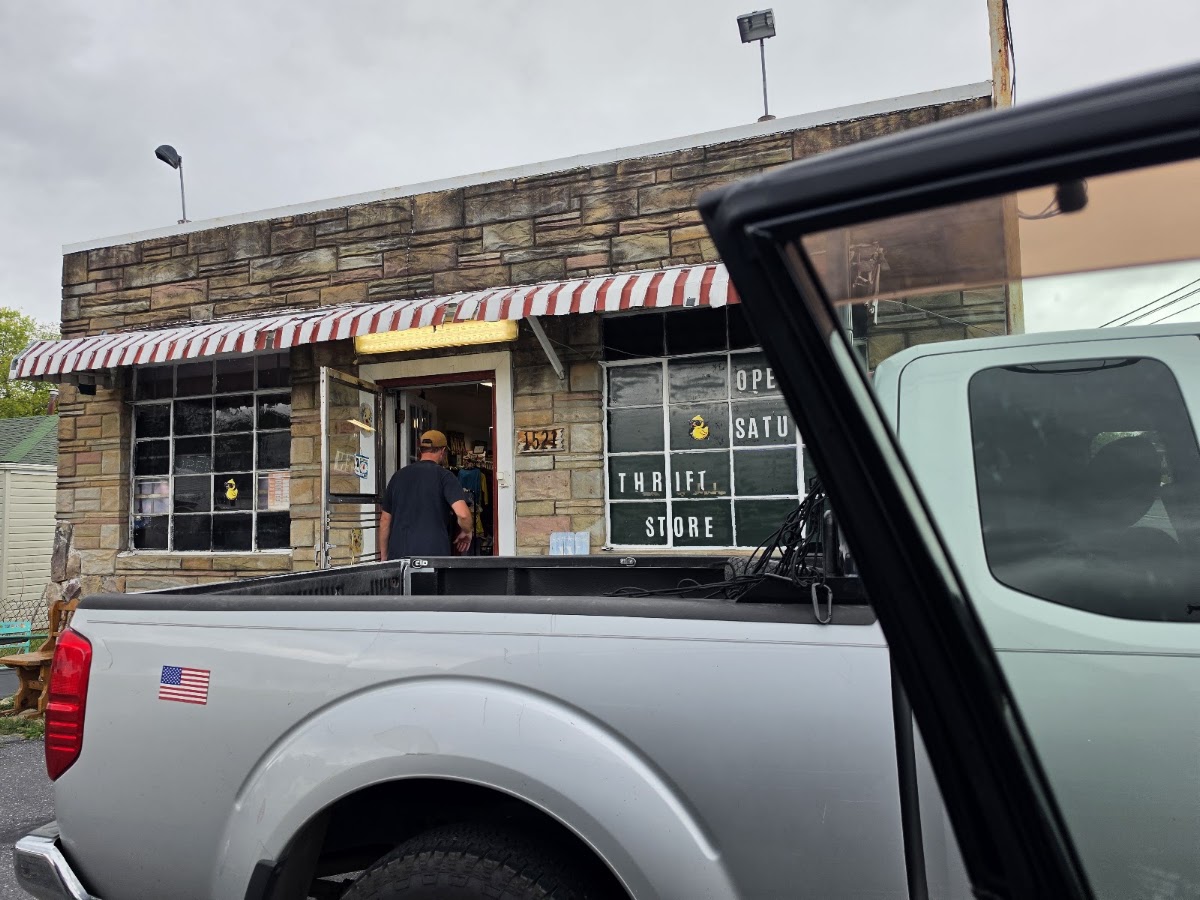 Lucky Duck's Awesome Finds in Waynesboro