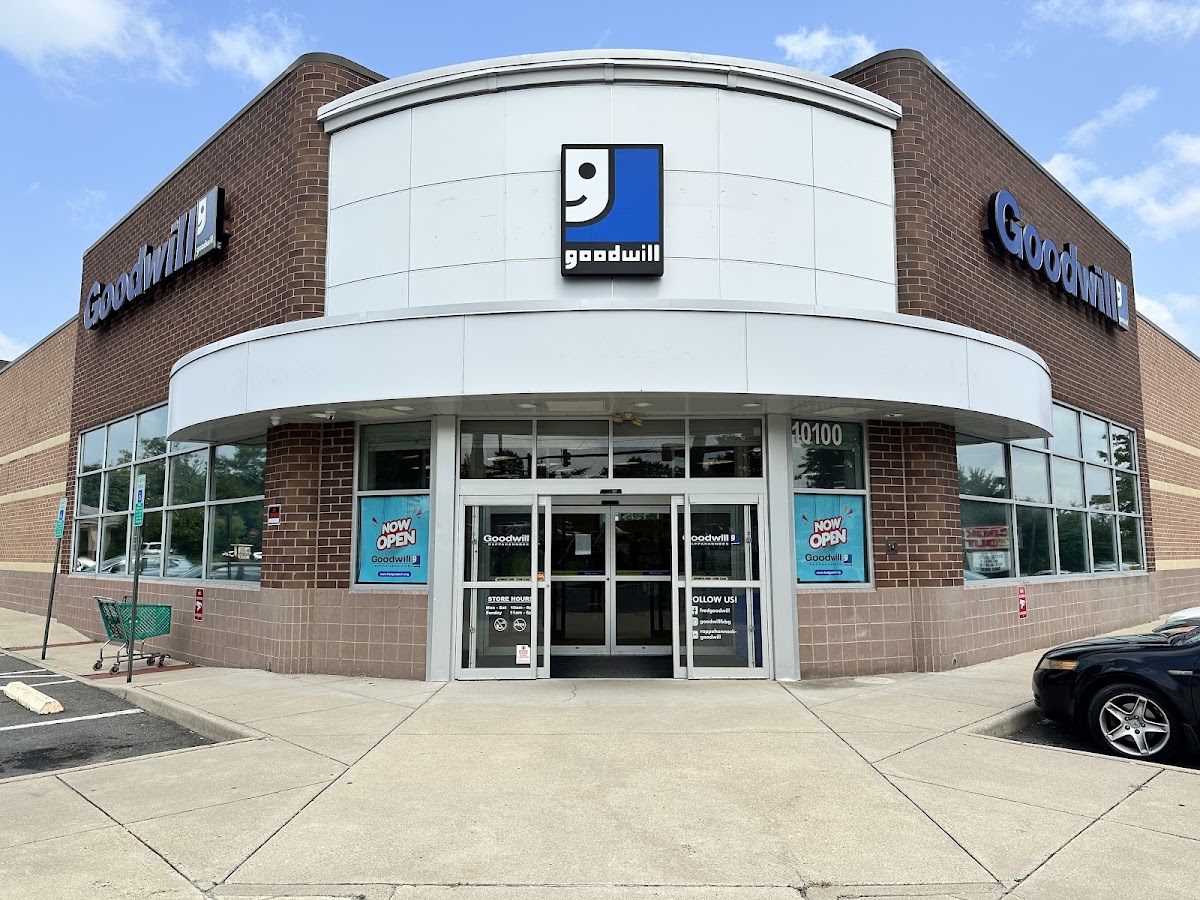 Goodwill Store - Cosner's Corner in Fredericksburg