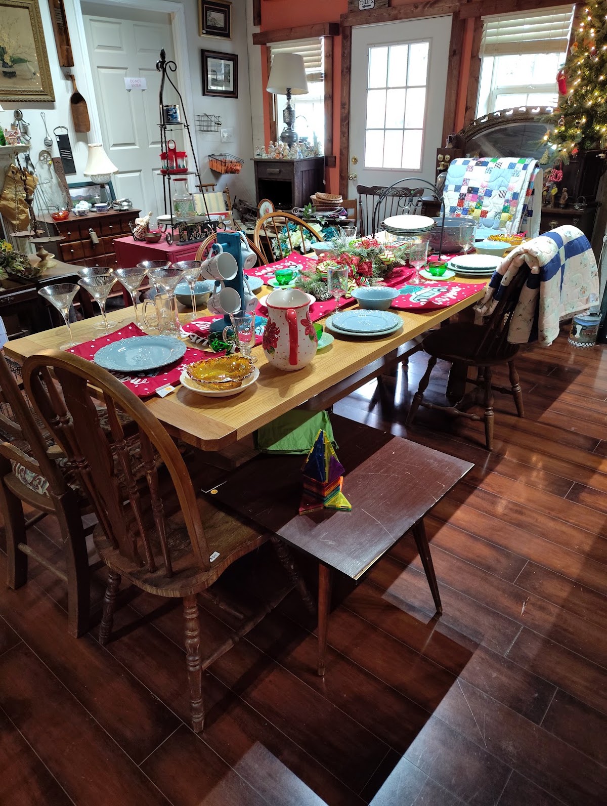Little Bits Of Everything in Keysville
