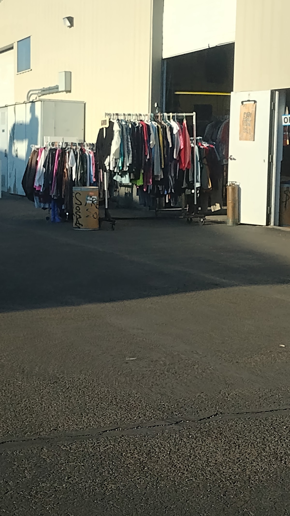Ghost town outfitters in Eugene
