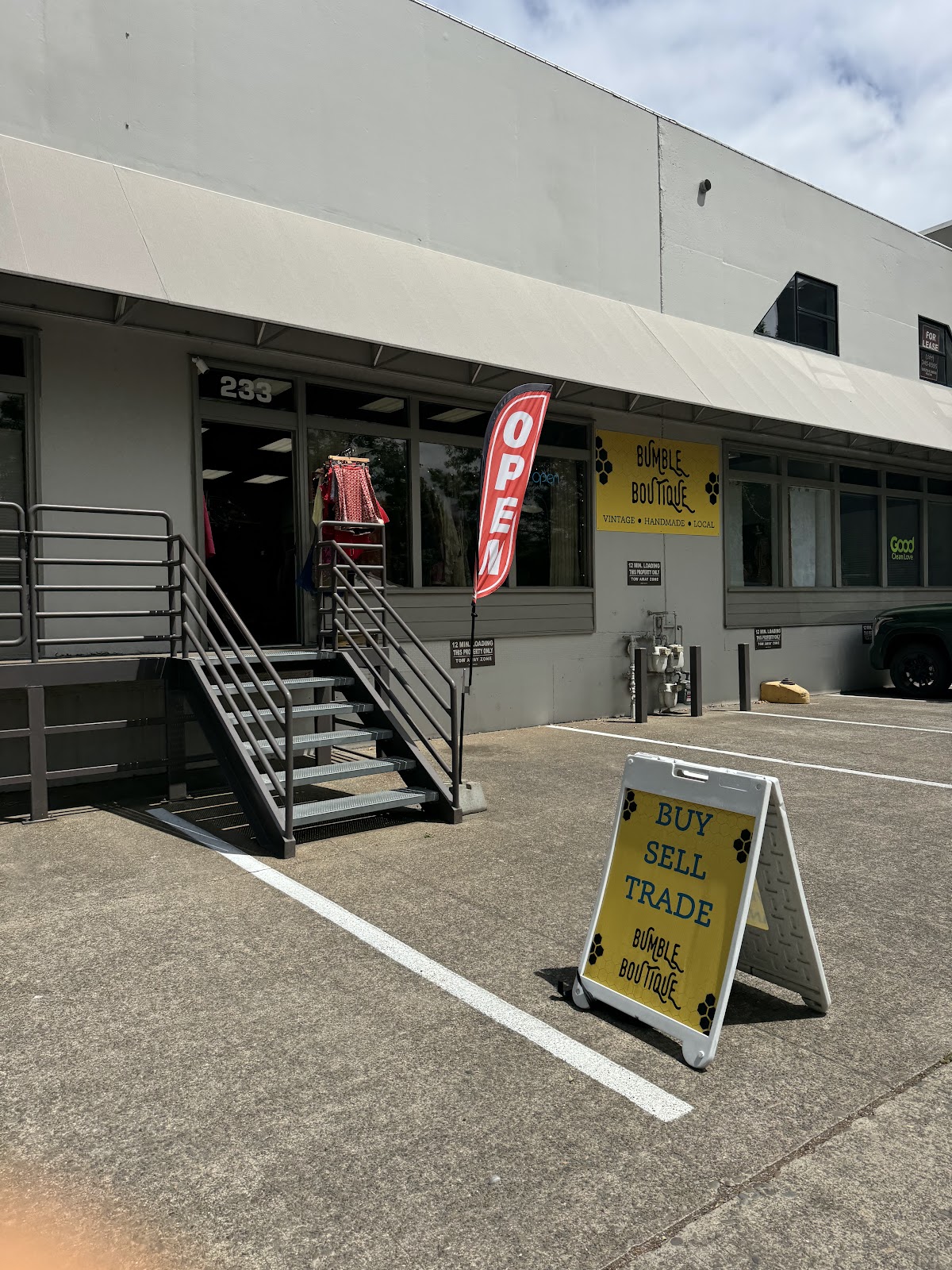 Bumble Boutique Vintage in Eugene