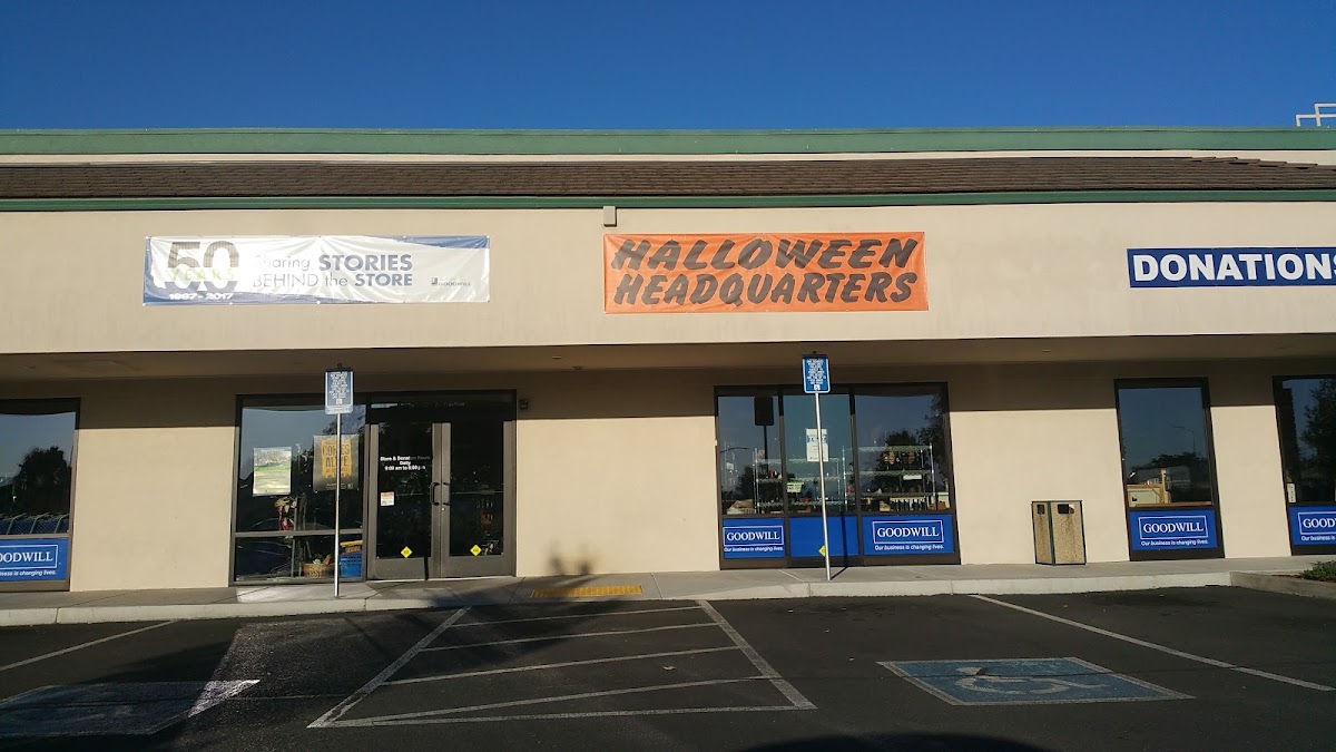 Goodwill Store & Donation Center Central Point in Central Point