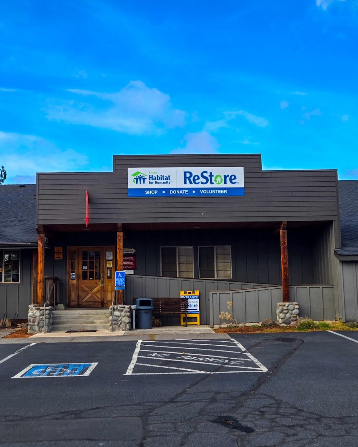 Habitat for Humanity ReStore in Sisters