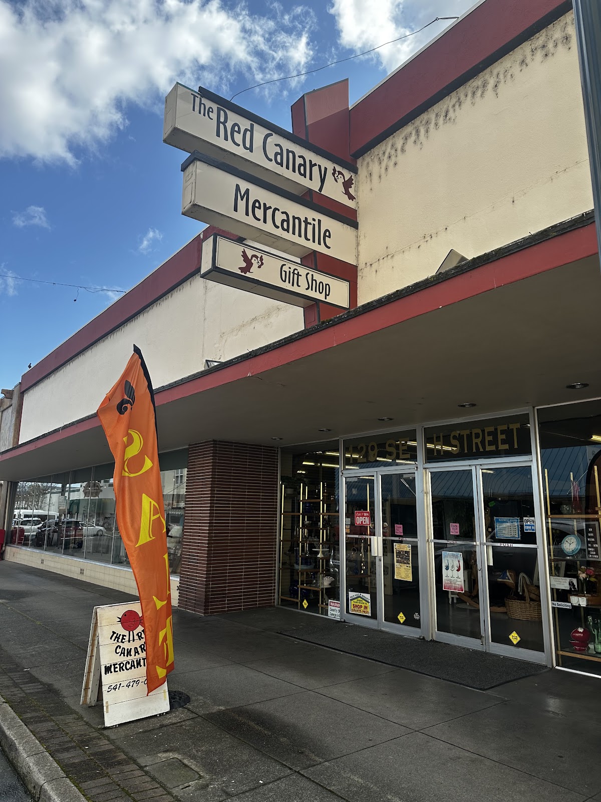 The Red Canary Mercantile in Grants Pass