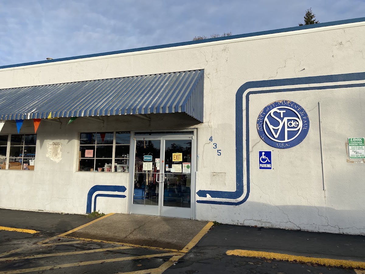 St Vincent de Paul Thrift Store in McMinnville