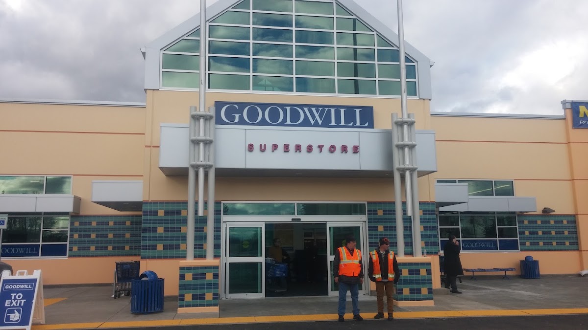 Goodwill Industries of the Columbia Willamette in Milwaukie