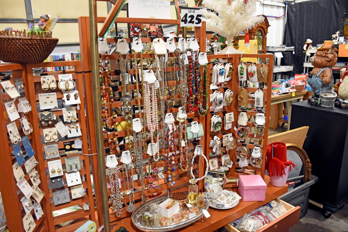Let It Go Treasures New 4 U in Dubuque