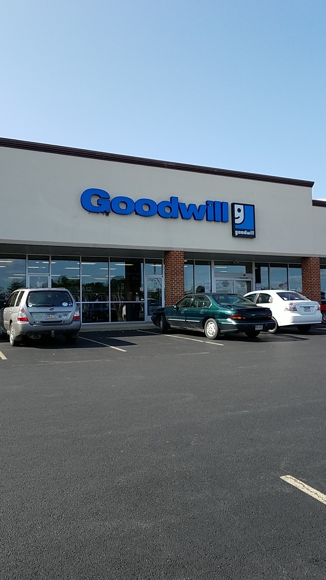 Goodwill Store & Donation Center in Lewisburg
