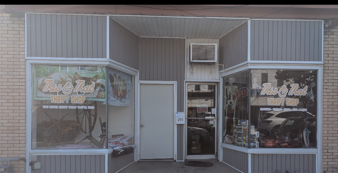 This and That Thrift Shop in Mount Carmel