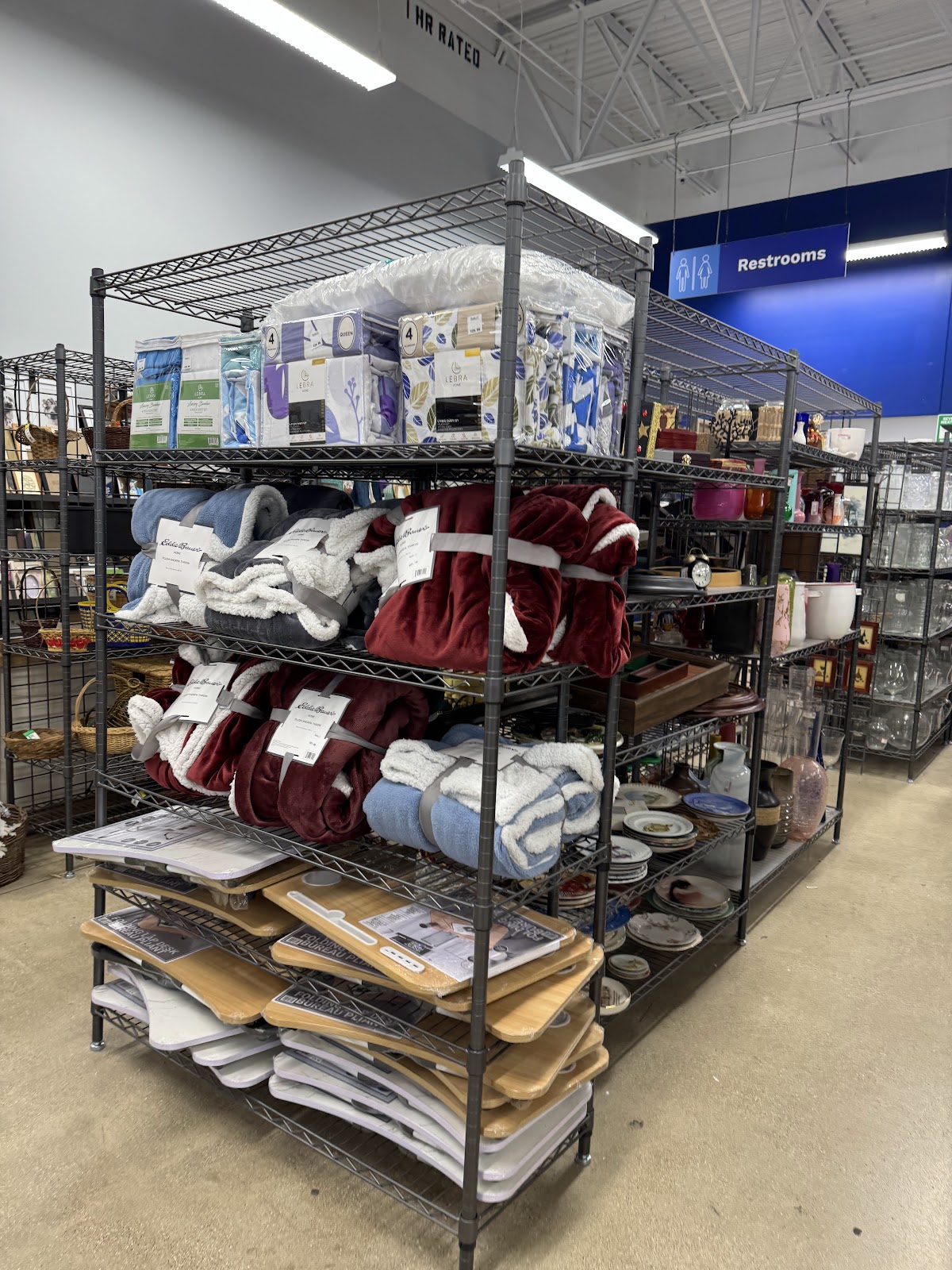 Goodwill Store & Donation Center in Hartford