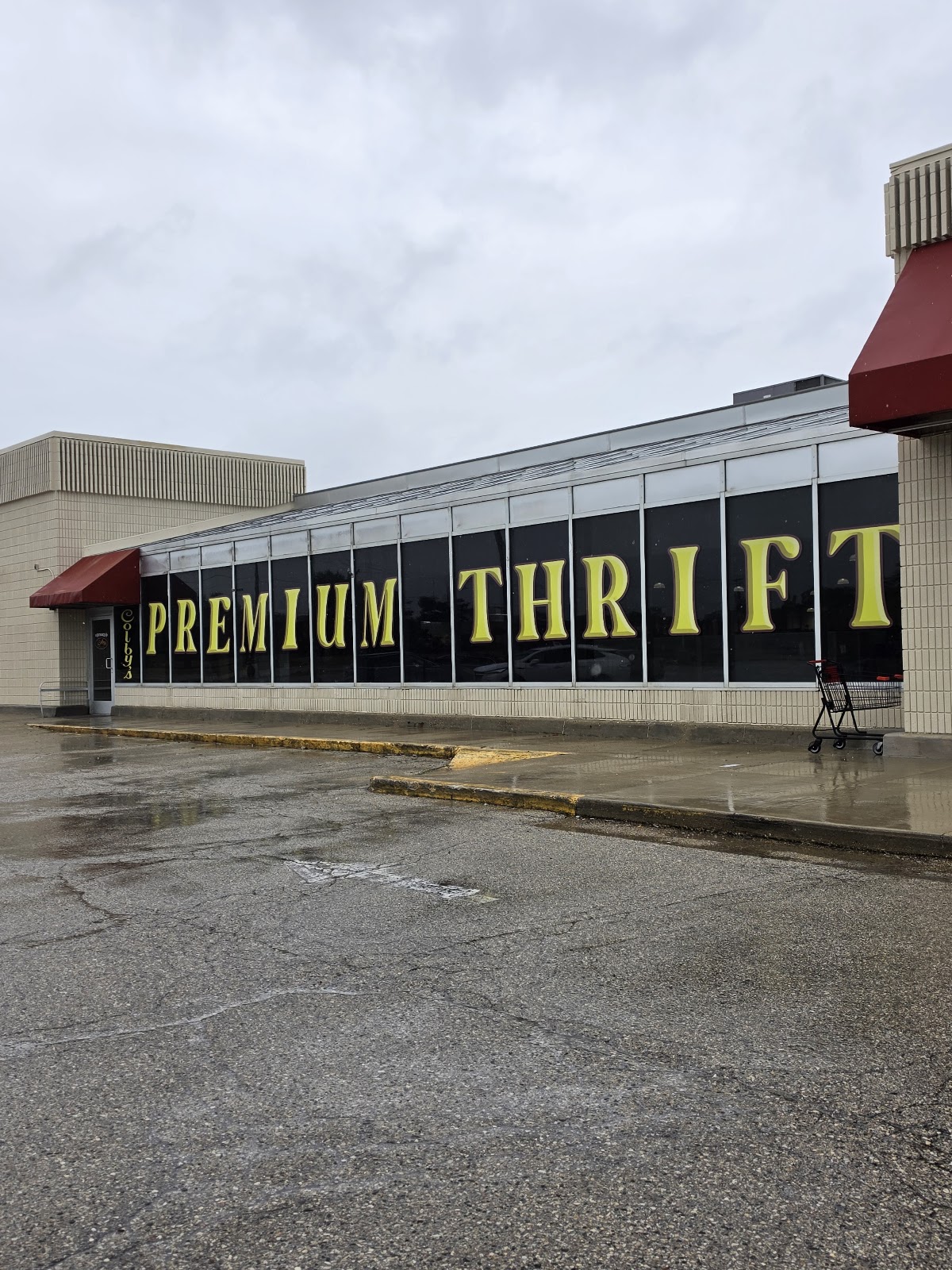 Colby's Premium Thrift in Mukwonago