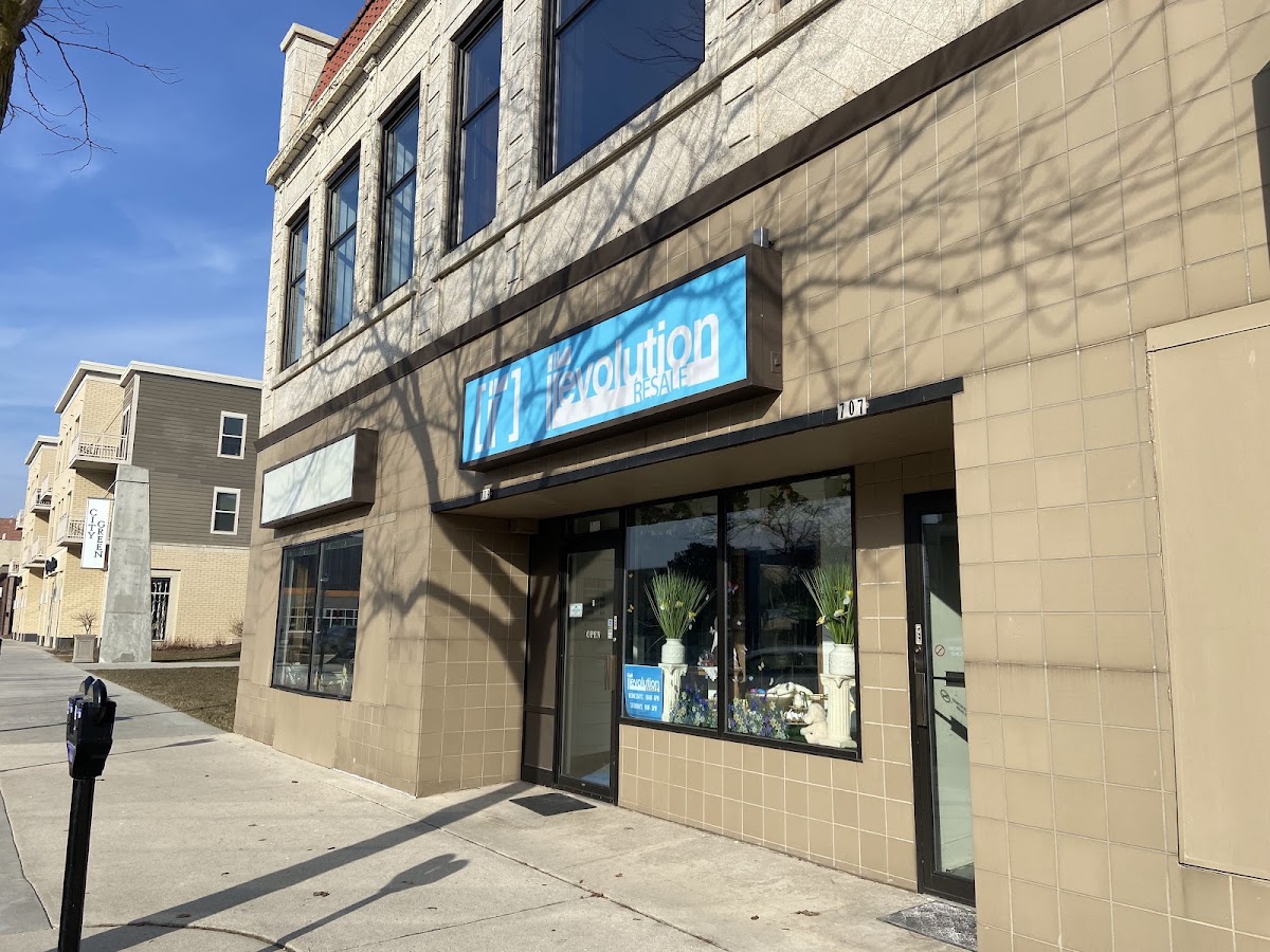 Revolution Resale in Sheboygan