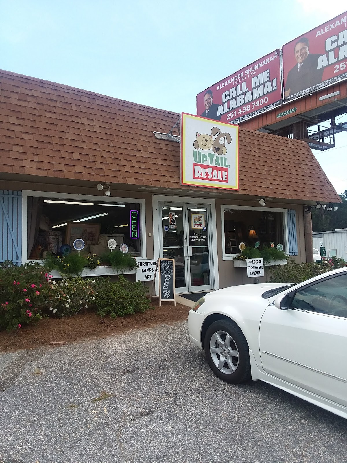 Uptail Resale in Fairhope