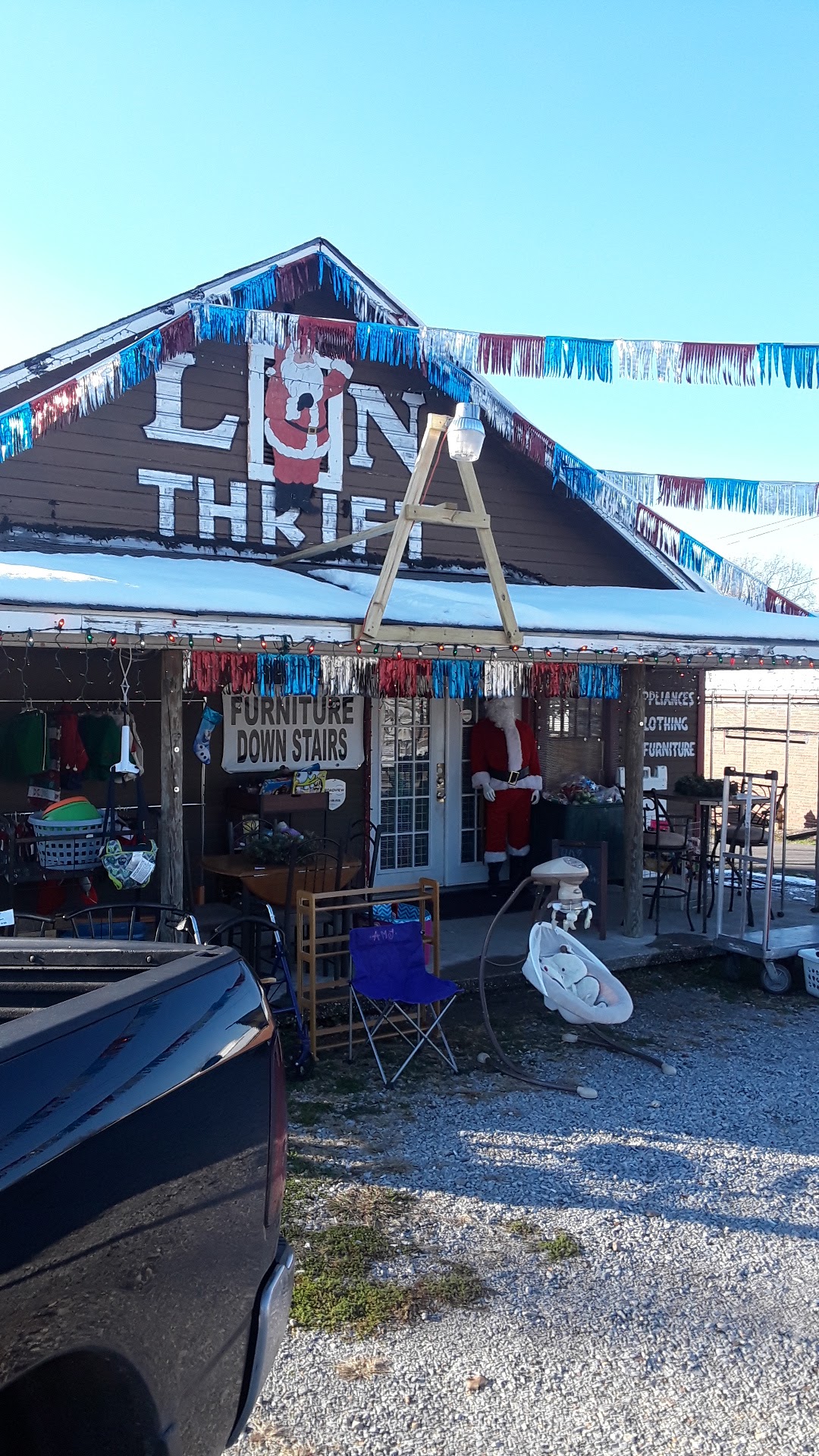 L & N Bargain Corner in Anniston