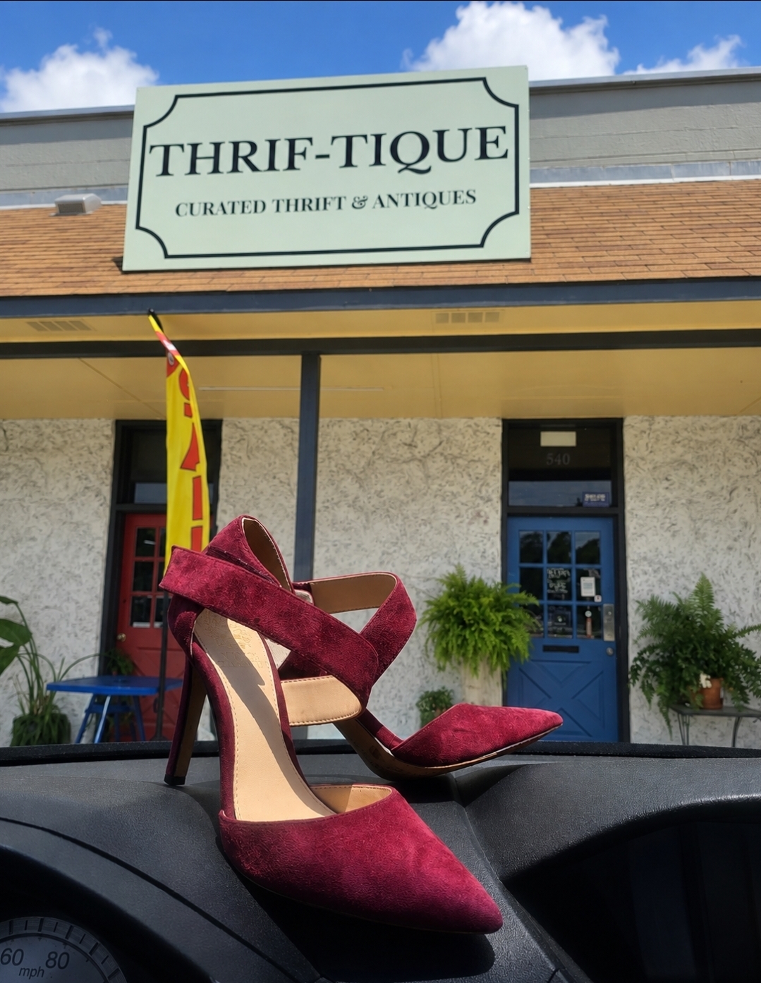 Thrif-Tique in Glencoe