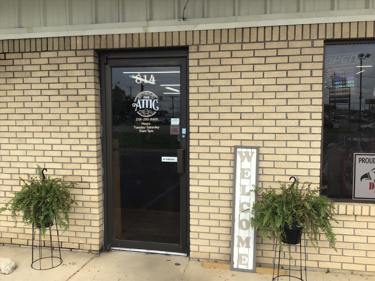 The Attic in Boaz
