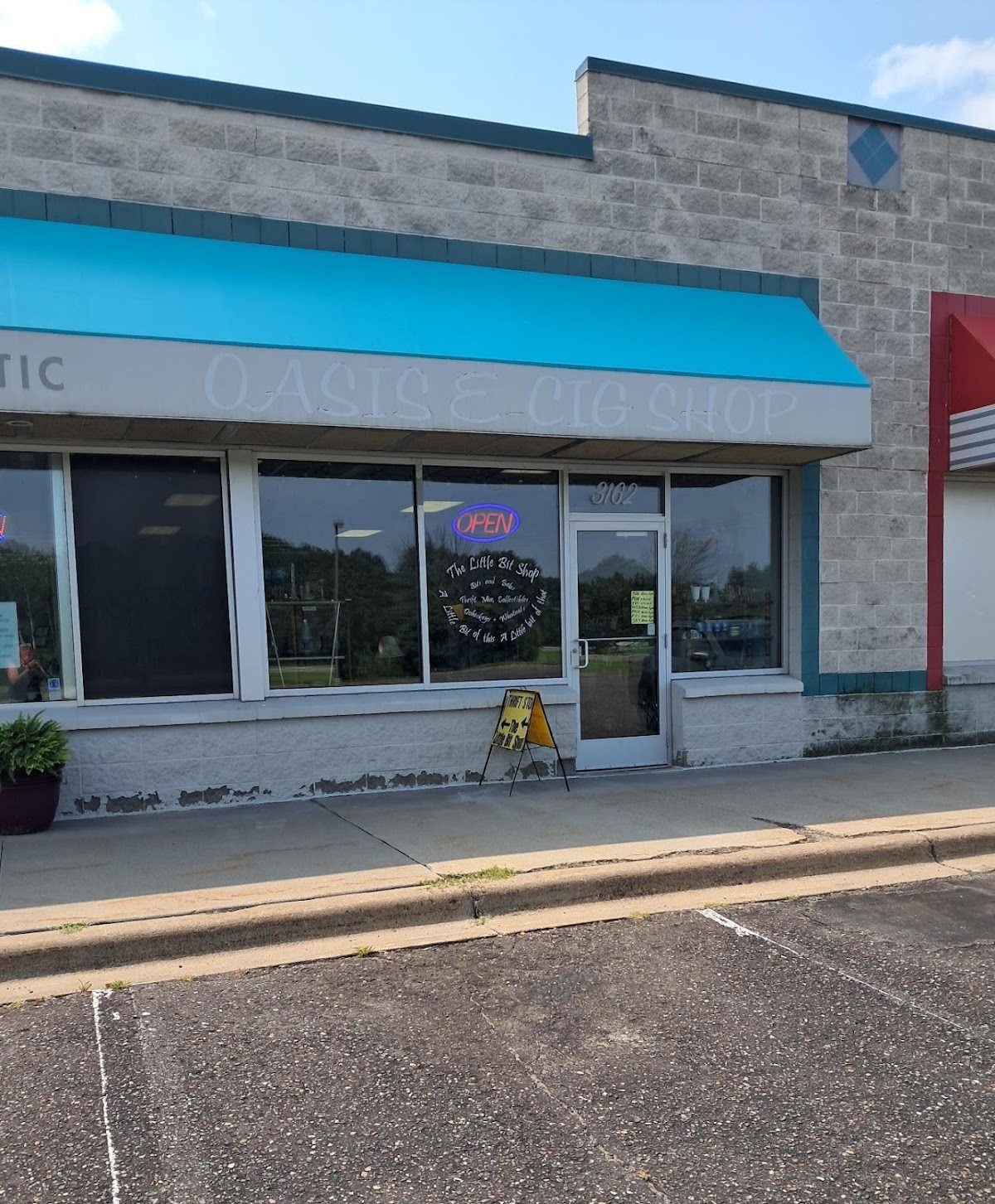 The Little Bit Shop in Oak Grove