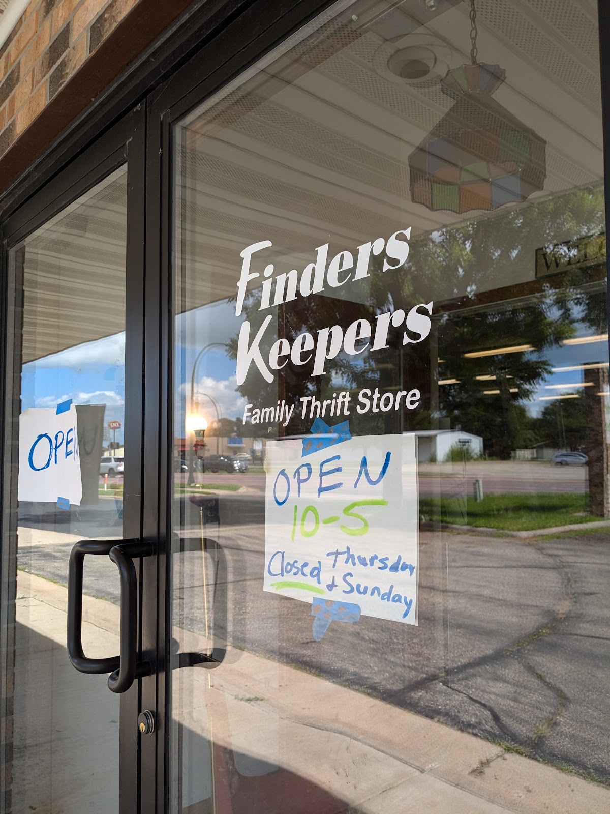 Finders Keepers Thrift Store in Saint Peter